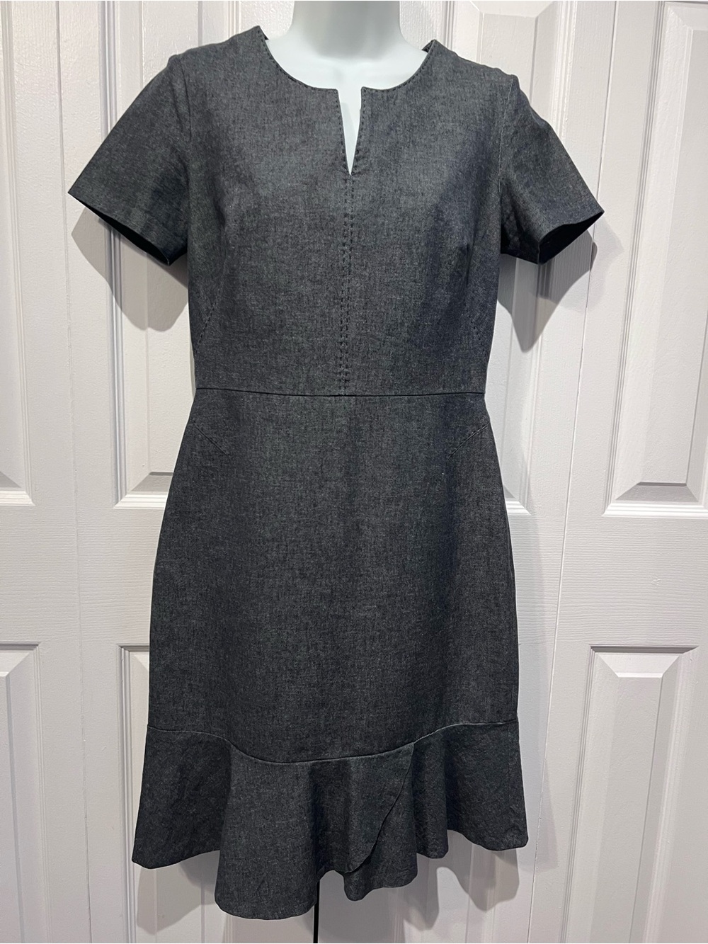 Banana Republic Charcoal Grey‎ Stretch Denim Short Sleeve Dress Size 6